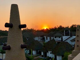 Safari Hotel And Villas