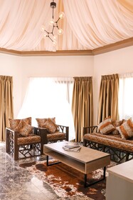 Safari Hotel And Villas