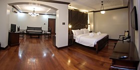 Vigan Plaza Hotel