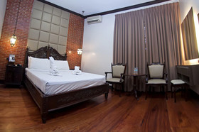 Vigan Plaza Hotel