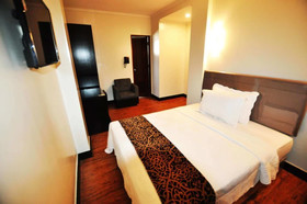 West Loch Park Hotel Vigan
