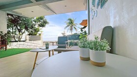 Happy Island Inn
