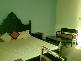 Al Ghazi Hotel And Restaurant