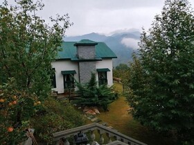 Magpie Lodge