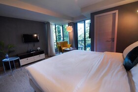 The Cloud Hotel