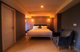 The Cloud Hotel