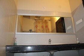 Hotel State Residency