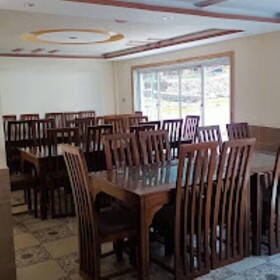 Anwar Ul Madina Hotel Naran