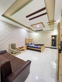 Bright Star Hotel And Restaurant