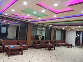 Bright Star Hotel And Restaurant