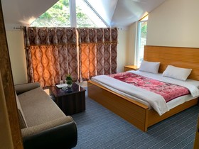 Cedar Vista Hotel