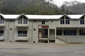 Cedar Vista Hotel