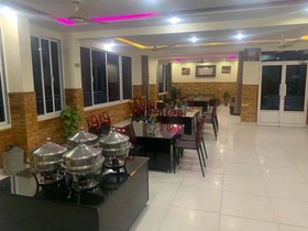 Cedar Vista Hotel