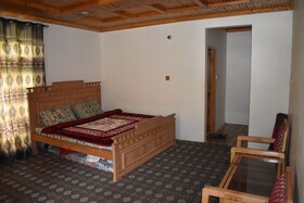 Heaven Rose Hotel & Restaurant New