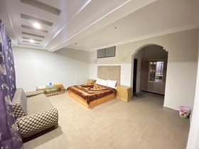 Hill Top Hotel Shogran
