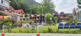 Hotel Pine Track