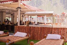 Jumeirah Gold Naran