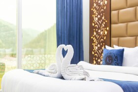 Jumeirah Gold Naran