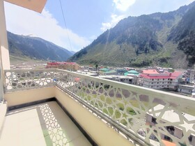 Jumeirah Gold Naran