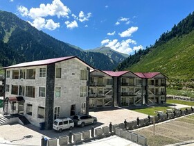 Kunhar Resort