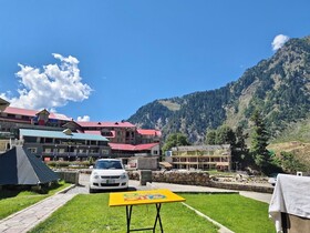 Markhor Inn