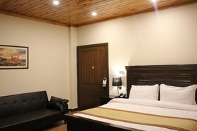 Nine Tree Hotel Naran