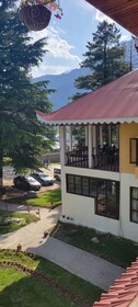 PinePark Lake Luxury Resort Naran