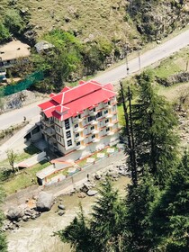 River Nights Hotel And Restaurant