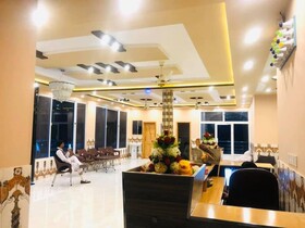River Nights Hotel And Restaurant