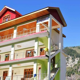 Saakoon Hotel Naran