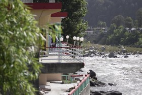 Saif Hotel And Restaurant