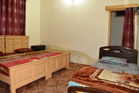 Snow Land Hotel Kaghan