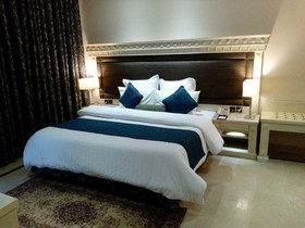Chinar Family Resort