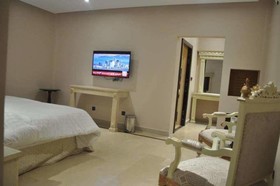 Chinar Family Resort