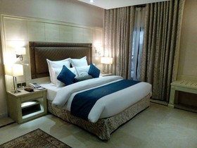 Chinar Family Resort