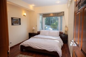 Sarah's Lodge