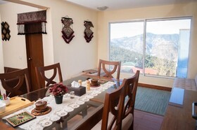 Sarah's Lodge