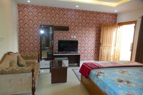 Usman Lodges Ajk