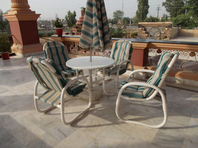 Garvaish Luxury Hotel