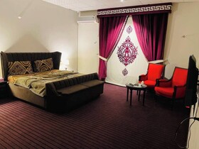 Hotel Gate Way