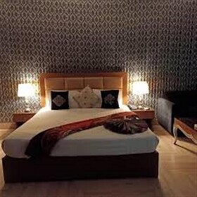 Lords Inn Hotel