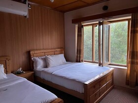 Dumani Inn Hotel And Restaurant