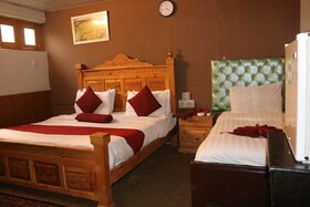 Midway Hotel Gilgit