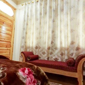 Paradise Hotel And Restaurant