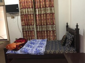 Yasin Holiday Hotel