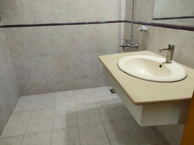Yasin Holiday Hotel