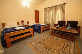 Gulmit Continental Hotel