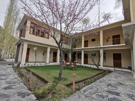 Gulmit Continental Hotel
