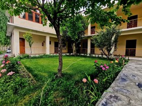 Gulmit Continental Hotel