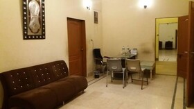 Data Guest House